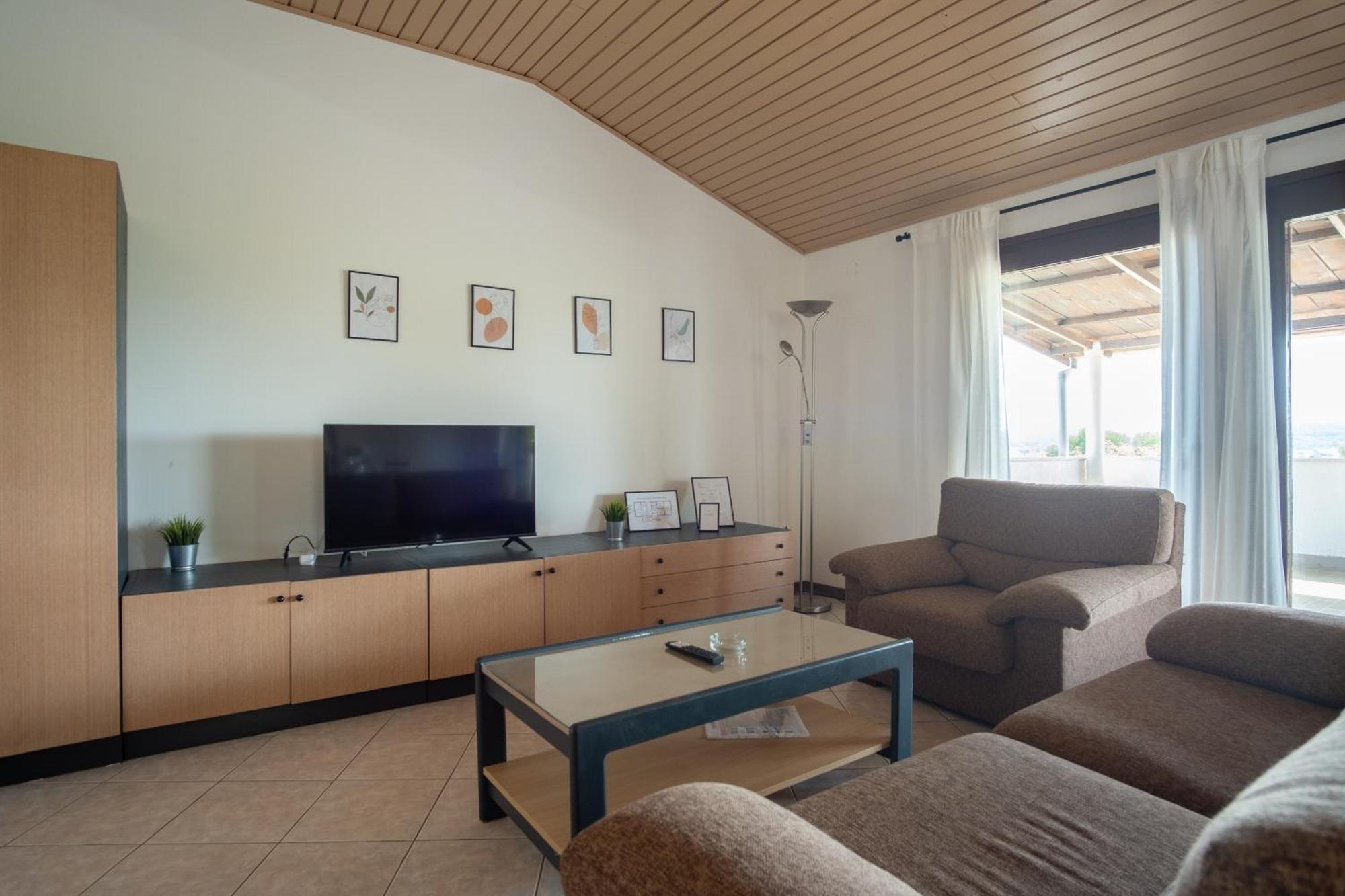 Apartments Jan Баньоле Екстериор снимка