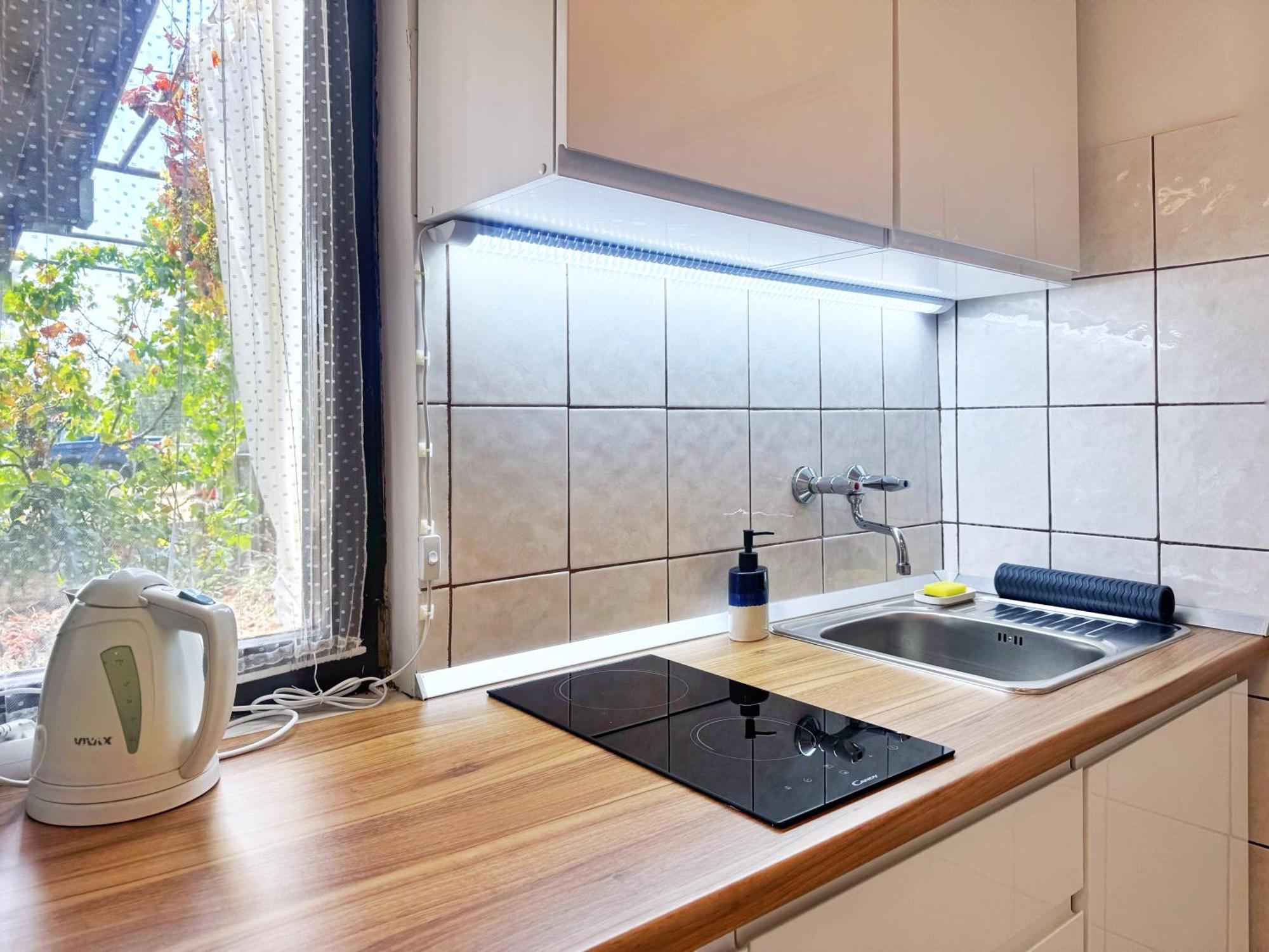 Apartments Jan Баньоле Екстериор снимка